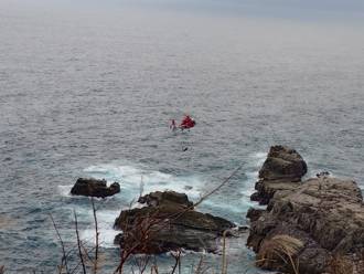 龍洞攀岩場墜崖？女子疑失足摔落「10樓深平台」 倒臥血泊慘死