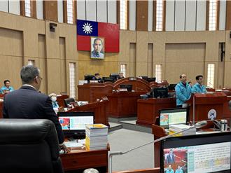 陸客湧金門！交通現亂象 議員籲加強宣導與取締