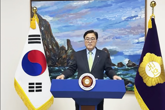 影》戒嚴生效前4分鐘！韓議長翻牆進國會 還原驚心動魄7小時