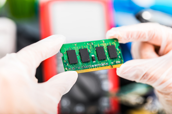 就短期题材而言，供需紧绷的高频宽记忆体（HBM），将率先受到影响。（示意图/达志影像/shutterstock）