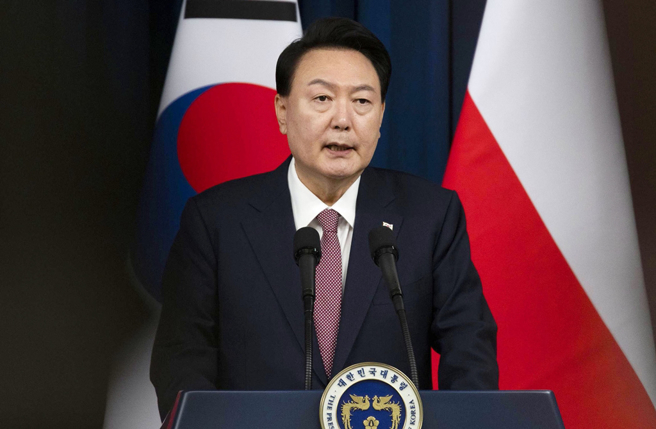 尹锡悦昨突然宣布发动紧急戒严，但在6小时内又宣布解严。（图／达志影像）