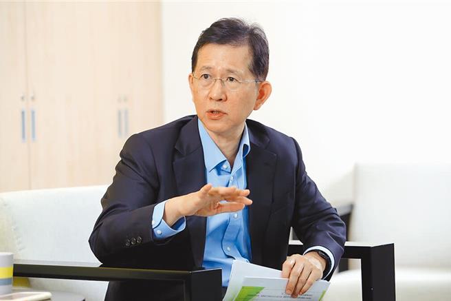 数发部长黄彦男。（本报资料照片）