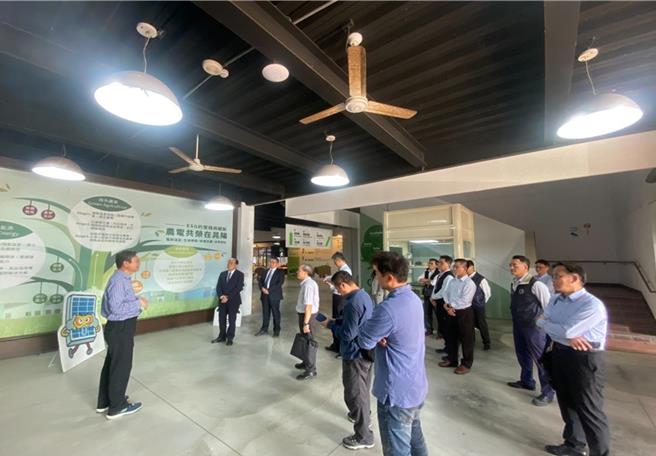 云林地检署组成访视小组，参访云林县新兴电厂、晁阳绿能休閒园区，地检署4日表示藉由此次交流，可让司法人员更深入了解台湾绿能现况，同时展现打击绿能犯罪决心。（云林地检署提供／张朝欣云林传真）