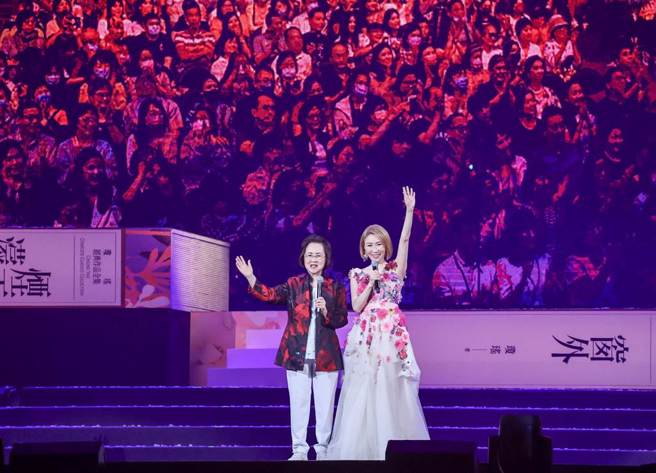 琼瑶2023年8月小巨蛋举办《琼瑶创作60周年演唱会》。（图／中时资料照）