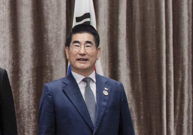 南韩国防部长金龙显。（资料照／美联社）