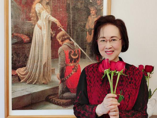 瓊瑤今日在淡水住家辭世，享壽86歲，消息曝光後引發各界熱議，許多年輕人則對於她住在淡水相當驚訝。（翻攝自瓊瑤臉書）