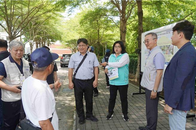 嘉义市提案争取国土署人行安全计画补助，立委王美惠也参与会勘。(王美惠服务处提供／吕妍庭嘉义传真)