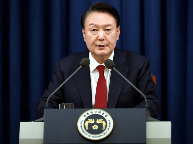 南韩总统尹锡悦在没有进行国际照会的情况下，周二晚间紧急宣布戒严，引发外交衝击。（路透）