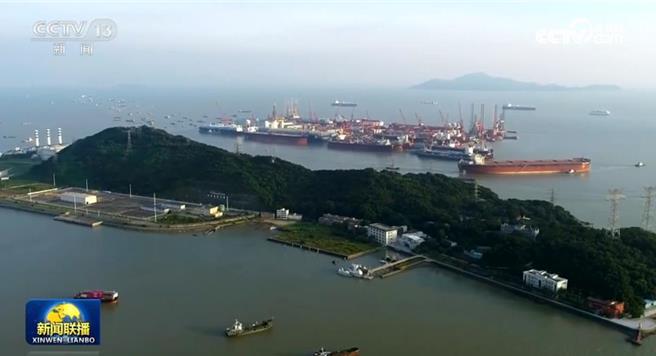 陆油气管道能源大动脉建成投运助力双碳目标。（大陆央视）