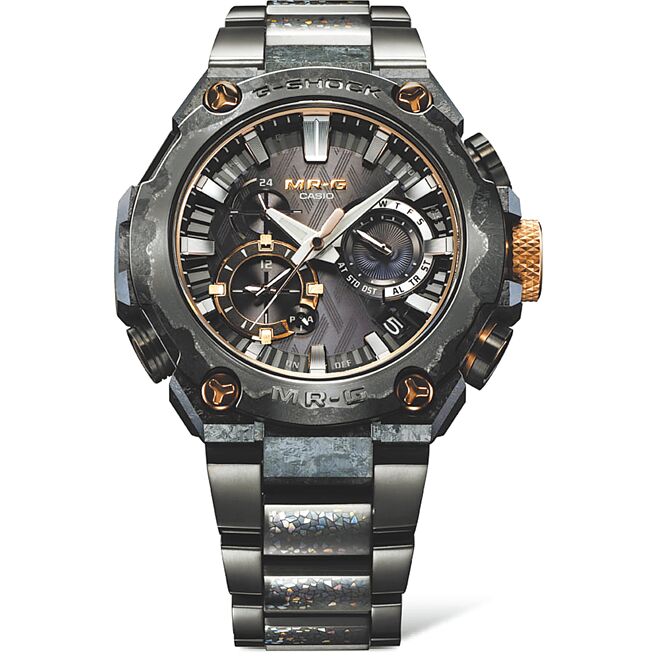 G-SHOCK变高贵，旗舰款「重力丸：灿」腕表，订价上看24万元。（G-SHOCK提供）