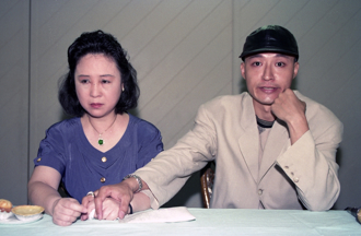 马景涛手写信悼琼瑶 「咆哮是对您最深情的呼唤」