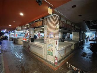 新北府中精華地段規劃不善 後埔市場空攤多、2樓遭閒置
