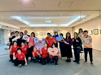 八里療養院附設中和社區復健中心20周年 「擁抱希望 攜手向前」畫展  看見心靈純粹的美