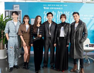 王传一自豪亲热赖雅妍「免亲密指导」！曝她害自己被女儿罚钱