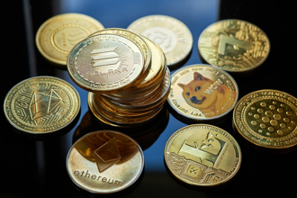 比特币破10万！下一个加密货币ETF是Solana？