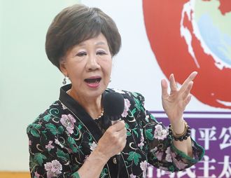 呂秀蓮勸綠營「閉嘴」！別再批預算被砍：趕快拿出政績