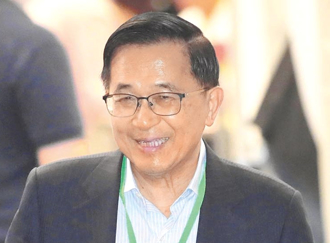 搞戒嚴是蠢蛋？名嘴挖出阿扁曾為這事喊：認真考慮戒嚴