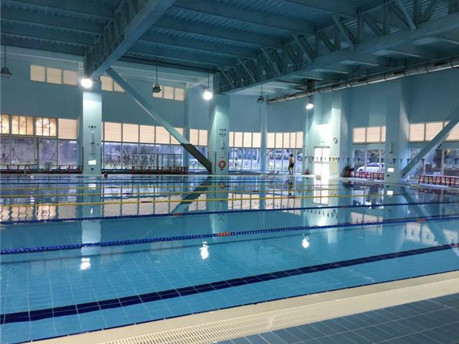 蔡姓游泳教练本月1日沉尸嘉市东区国民运动中心游泳池。（本报资料照／廖素慧摄）