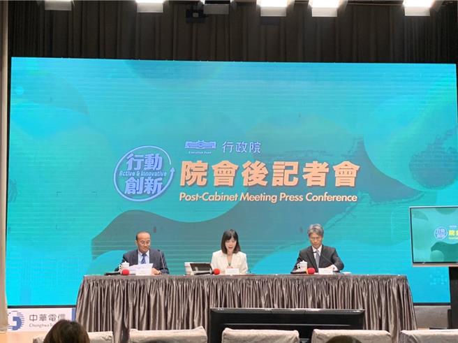 行政院召开院会后记者会。（张薷摄）