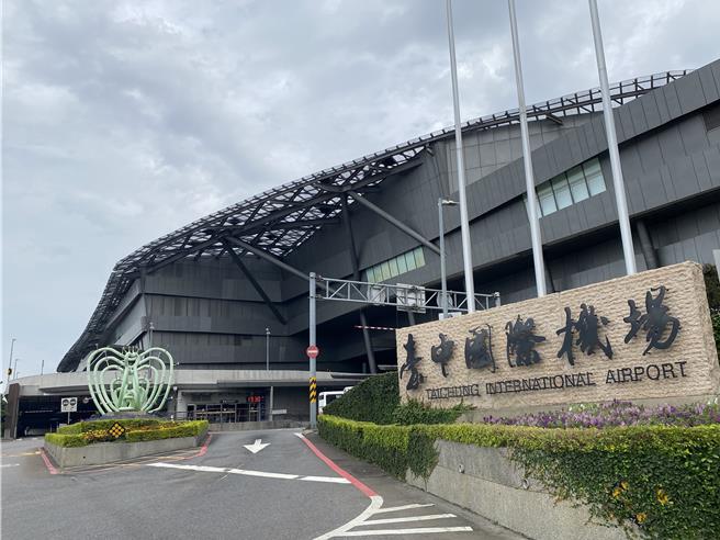 星宇航空看好台湾民眾赴日本旅游商机，从这个月1日起，从台中国际机场飞日本高松、2日冲绳航线首航后，5日宣布自2025年4月起，由台北、台中直飞神户的航线。（张妍溱摄）