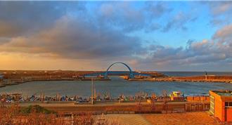 影》王功夕照美景直送！4K即时影像上线 直击渔港晨曦与日落