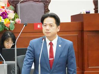 邱臣遠首次人事調動  竹市府多名首長換新  「Z9」吳達偉受矚目