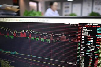 動能滿 胡連、東陽迎有基之彈