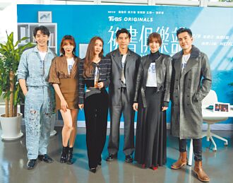 赖雅妍拍亲密戏 笑王传一把她当空气