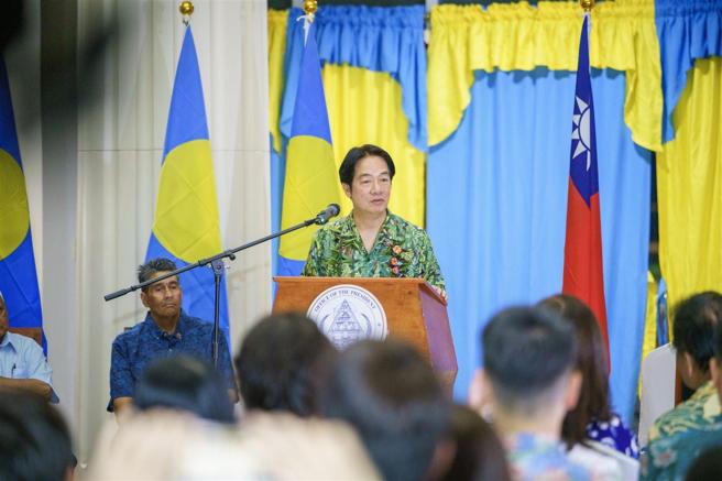 总统赖清德「繁荣南岛 智慧永续」之旅，于帛琉当地时间5日傍晚，前往帛琉国会发表演说。赖总统表示，臺帛两国过去都为了民主而奋斗，今日在气候变迁、教育、产业及观光等领域合作，为人民带来更多福祉；臺帛将共同启动帛琉「国会数位化转型计画」，期盼成为南太平洋数位化、智慧化转型典范。（记者黄一翔摄）