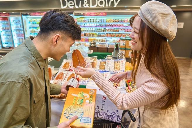 商研院公布商业服务业景气持续上升，预测到2025年4月前上扬态势不变。(资料照／洪凯音台北传真)