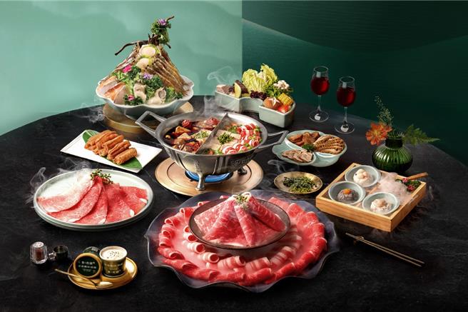 「青花驕」進駐CITYLINK南港店，民眾戶籍地、工作場域於南港或內湖，憑身分證或名片，到店消費贈「青花驕特色綜合丸」1份。(王品集團提供)