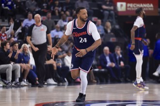 NBA》只差讲出乔治？鲍威尔放话现在快艇队友都很无私