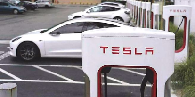 Cybercab生產成本較低的消息激勵市場信心，並為特斯拉股價點火。(資料照片)