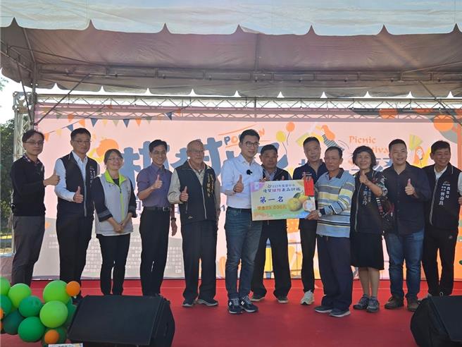 評鑑結果由豐原區果農李定富榮獲第1名。（李京昇攝）