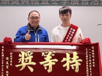 世代傳承製茶技術  坪林31歲青農奪冠軍茶王