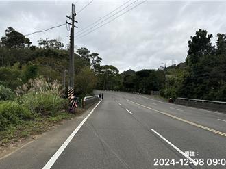 台三线狮潭段重机摔车  警吁弯道驾驶务必小心