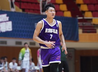 UBA》義守跨節連得27分 下半場逆轉退萬能