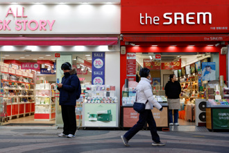 戒嚴恐慌猶如疫情再現 韓業者憂：經濟危機恐再臨