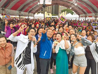 关怀据点成果展 605处提前达标