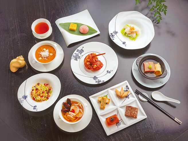 连续7年荣获米其林一星殊荣的「雅阁」中餐厅，严选当令食材推出新菜。（台北文华东方酒店提供）