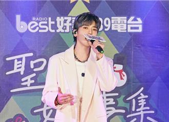 毕书尽现身信义区寸步难行！女粉抱小孩摔倒 他1举动超暖心