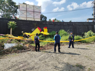 畫面曝光！屏東高樹輕航機撞圍牆 剛起飛就失事