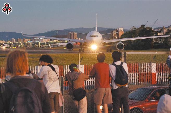 松山機場貴賓室員工洩漏日本男星山下智久個資，將被公司懲處。（本報資料照）