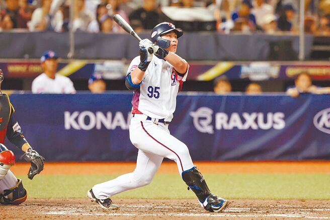 戴培峰在預賽對日本敲出免遭完封的陽春全壘打，讓中華隊打出信心。（杜宜諳攝）