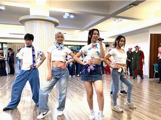 新北客家快闪秀！百位学生街舞X客语唱跳