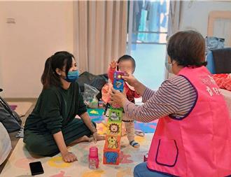 新手爸媽有福了 台南每年36次免費到宅育兒指導