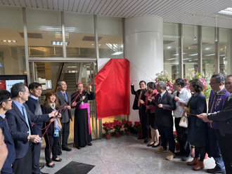 護理師荒解套！耕莘產業園區揭幕　護理產學合作新契機