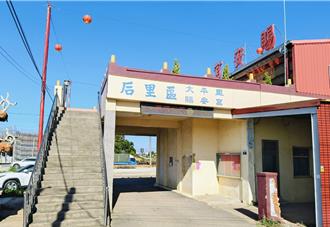 台中宮廟在2樓 長輩10年沒祭拜 盼增無障礙設施