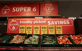 圣诞大餐更贵了！英国马铃薯、胡萝卜价格飙升