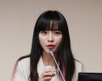 黃捷刪了辱陳玉珍影片？藍委：有刪戒嚴文的「既視感」